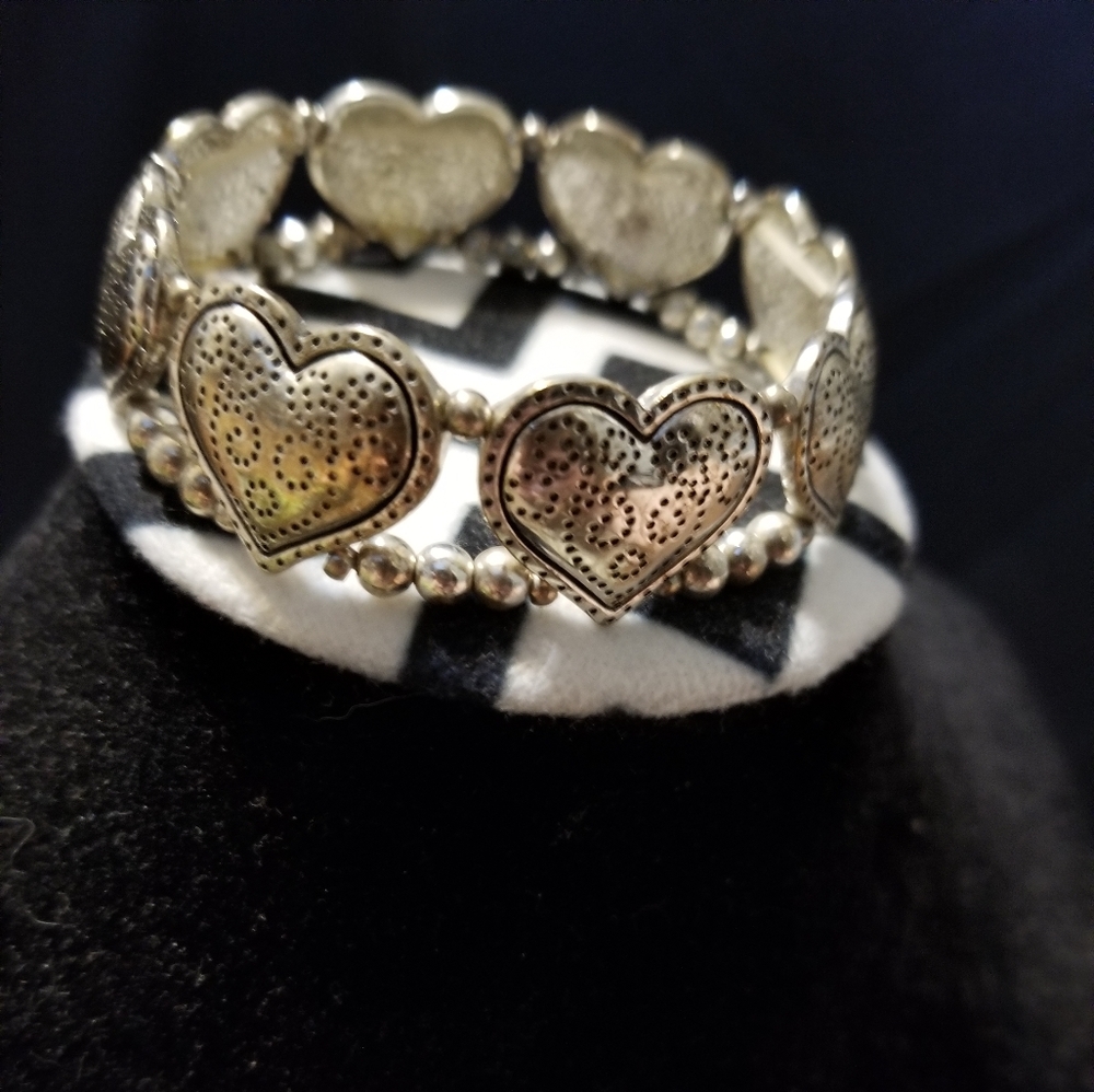 SALE! Silver heart bracelet